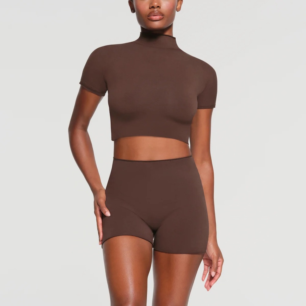 Skims Raw Edge Cropped T-Shirt